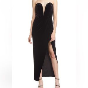 Lulus velvet strapless dress